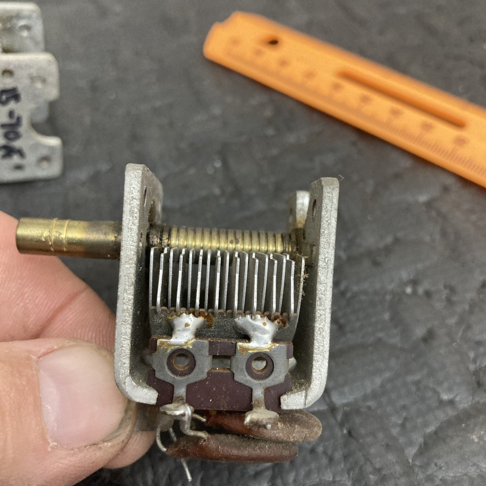 15-70pF Air Variable Capacitor 1pc