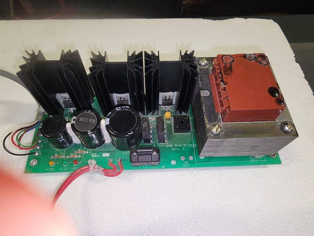 Challenge E-2523 Multiple DC Power Supply