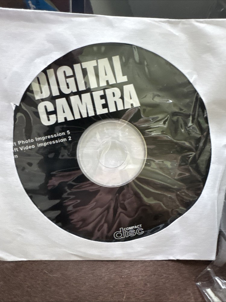 Digital Binoculars Camera 4-in-1 – Binoculars, Digital Camera, Video, PC Cam