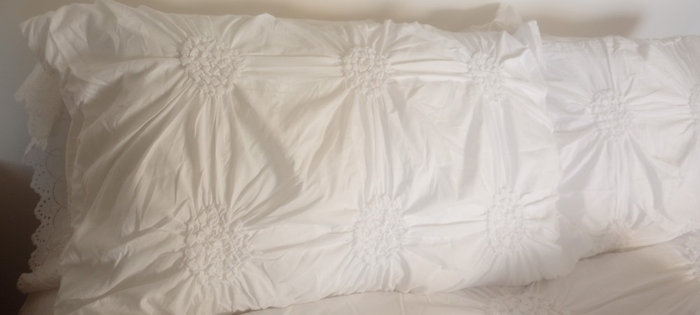 Impeccable White Sunflower Design Comforter 5 Pieces Set King 100% Polyester