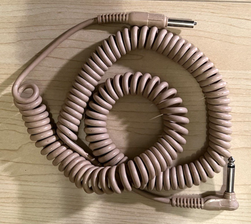 Amazon Basics Inst. Cable 10' Straight to Angle Exc.Cond. + Extra Cables As Is