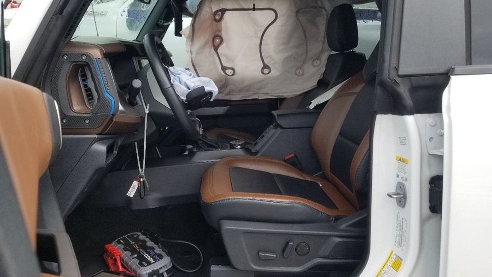 23 FORD BRONCO FRONT FACING CAMERA WINDSHIELD MOUNTED M2DT19H406CH