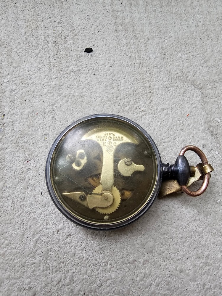 Antique mechanical pedometer