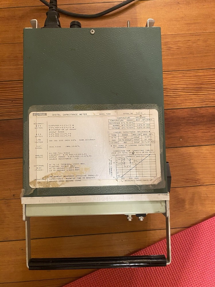 BOONTON ELECTRONICS Capacitance Meter Model 72BD