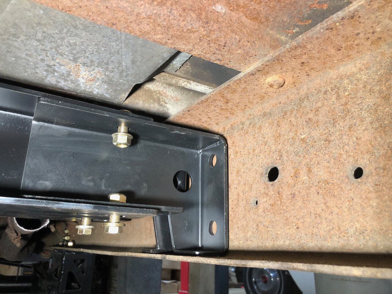 Transfer Case Mounting Bracket Ford NP205 Divorced crossmember 4x4 truck frame