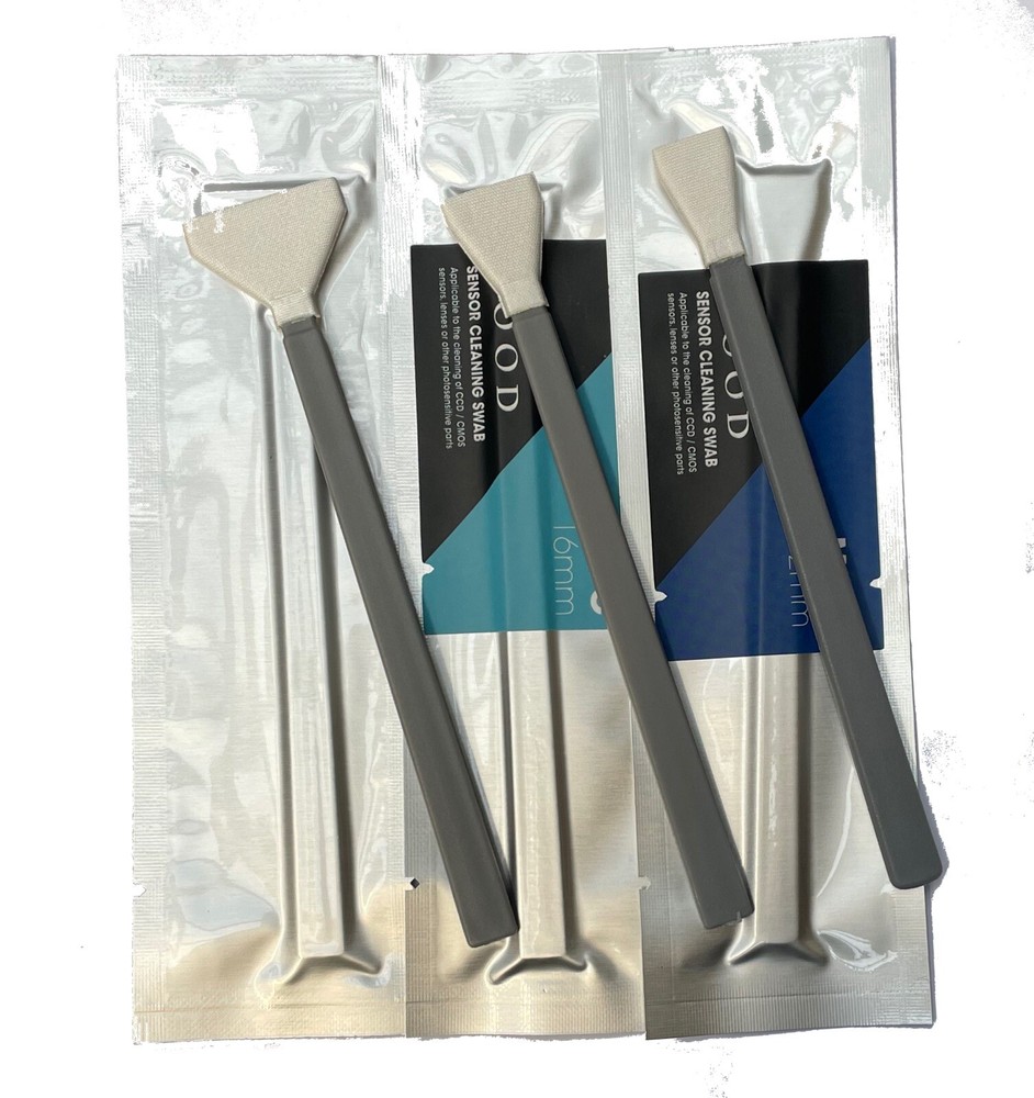 Camera Sensor Swab Sample Pack - 6 Swabs (2 Full Frame, 2 APS-C, 2 Micro 4/3)