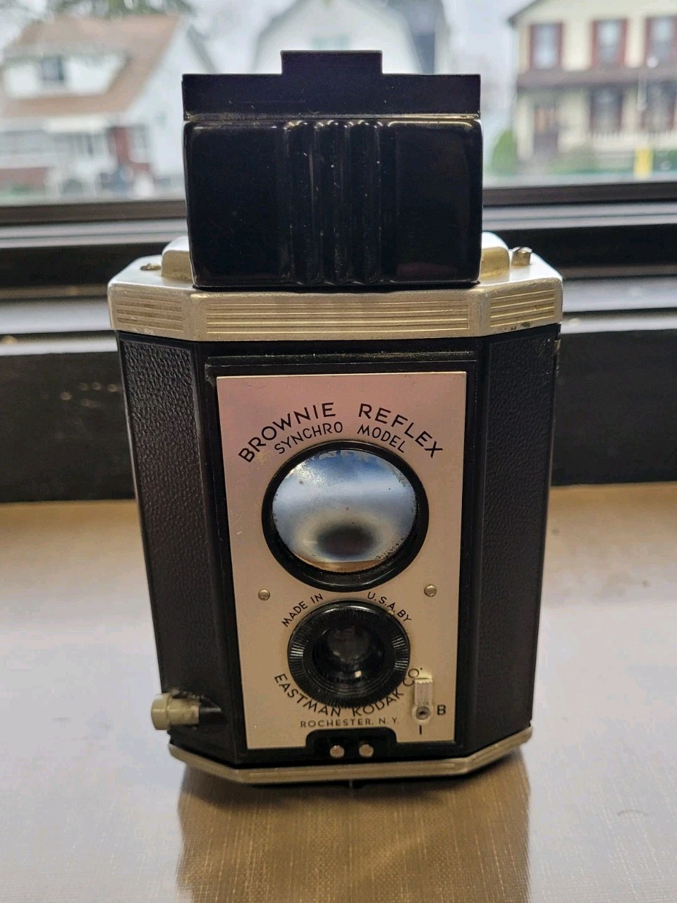 Brownie Reflex Synchro Model Kodak Camera Vintage Untested MADE IN USA