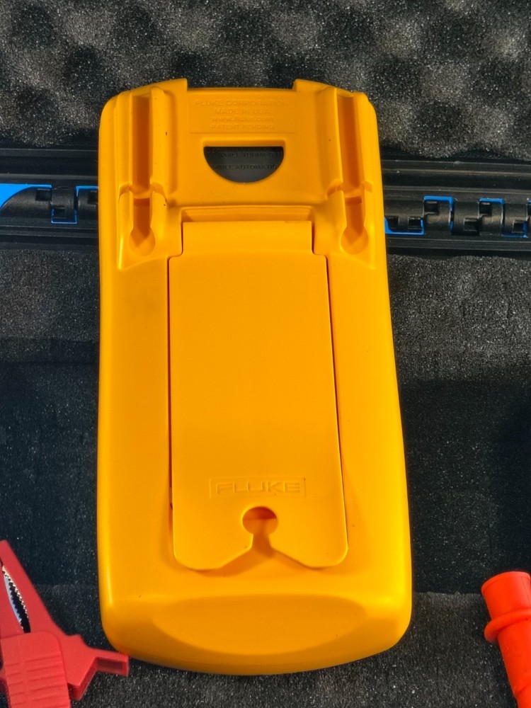 Fluke 787 ProcessMeter Calibrator Meter Multimeter !