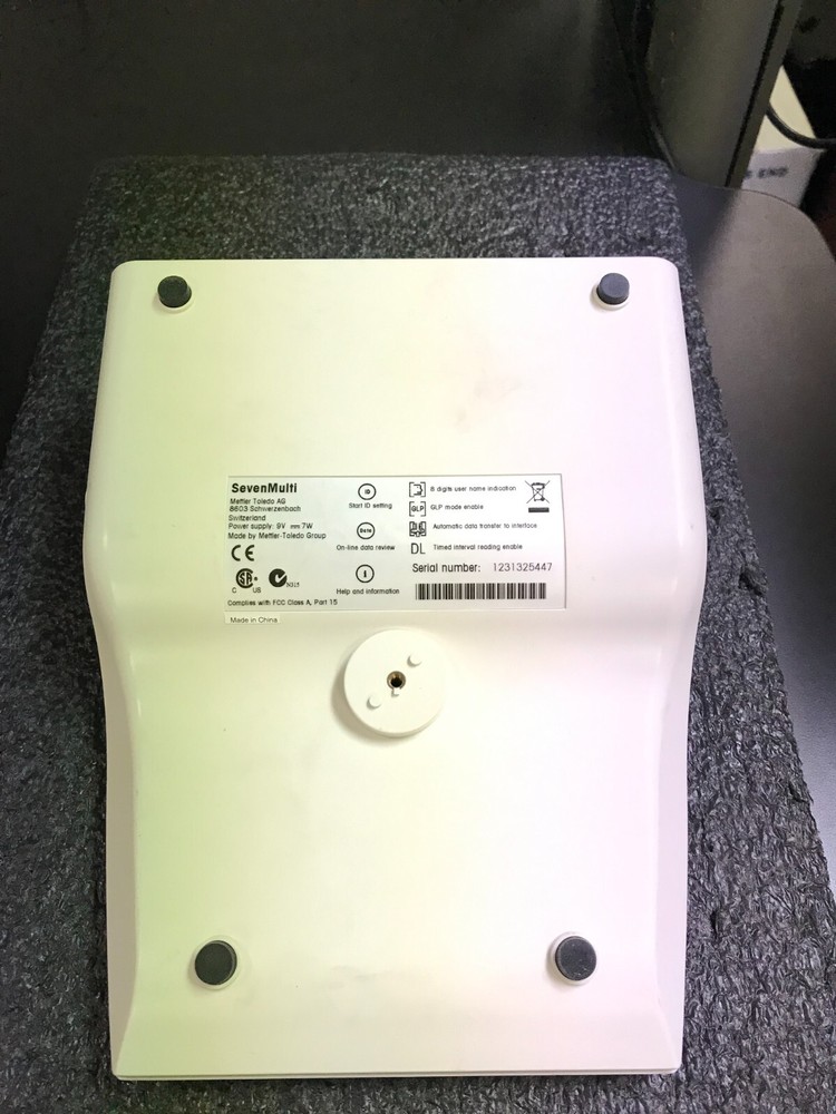 METTLER TOLEDO SevenMulti Dual pH Conductivity Meter