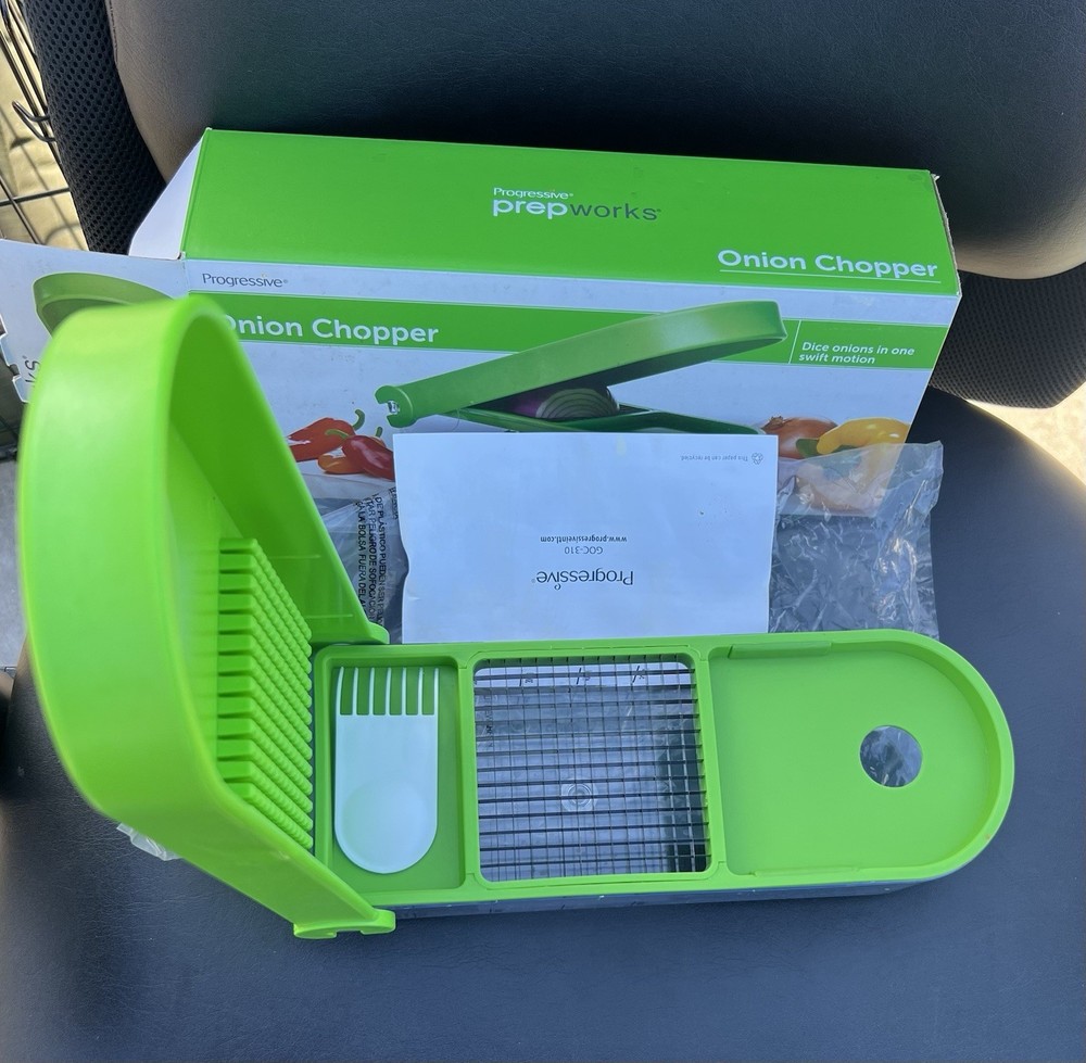 Progressive Prepworks GOC-310 Onion Chopper Push Function Manual Green