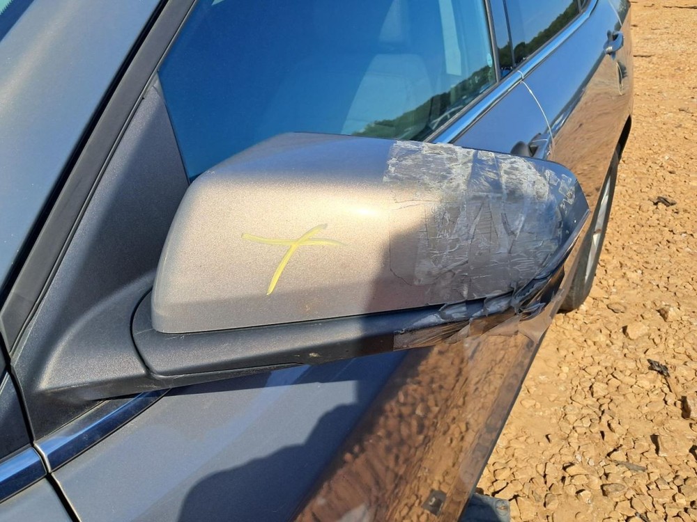 EQUINOX 2018 Glove Box 4785013