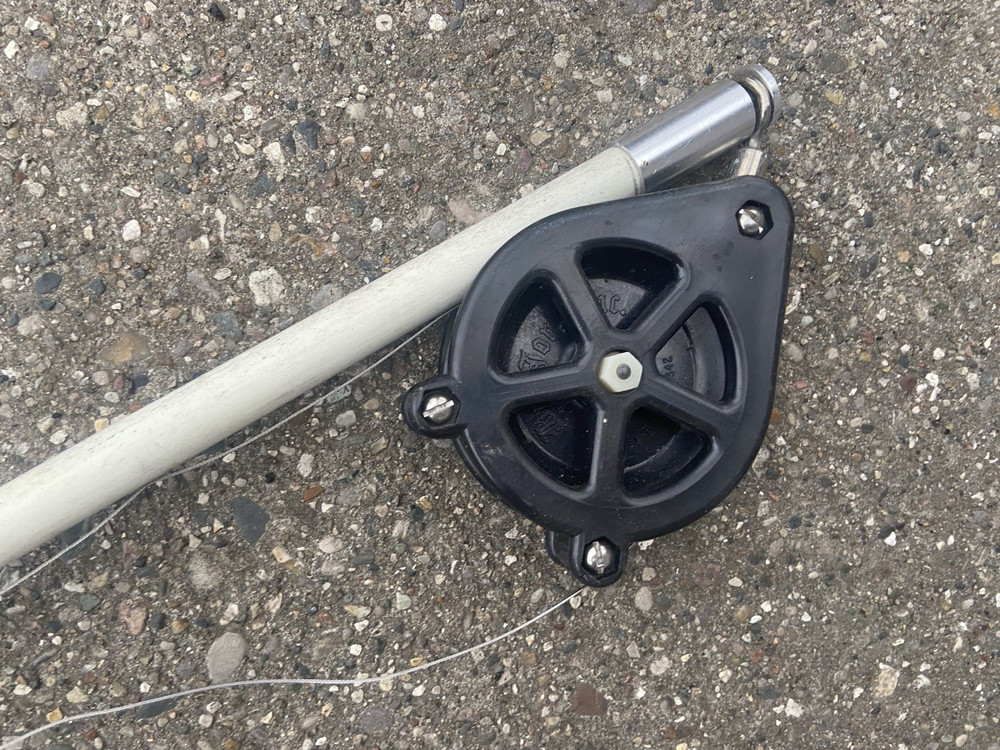 BIG JON TILT UP DOWNRIGGER W/CABLE, COUNTER, 35" BOOM