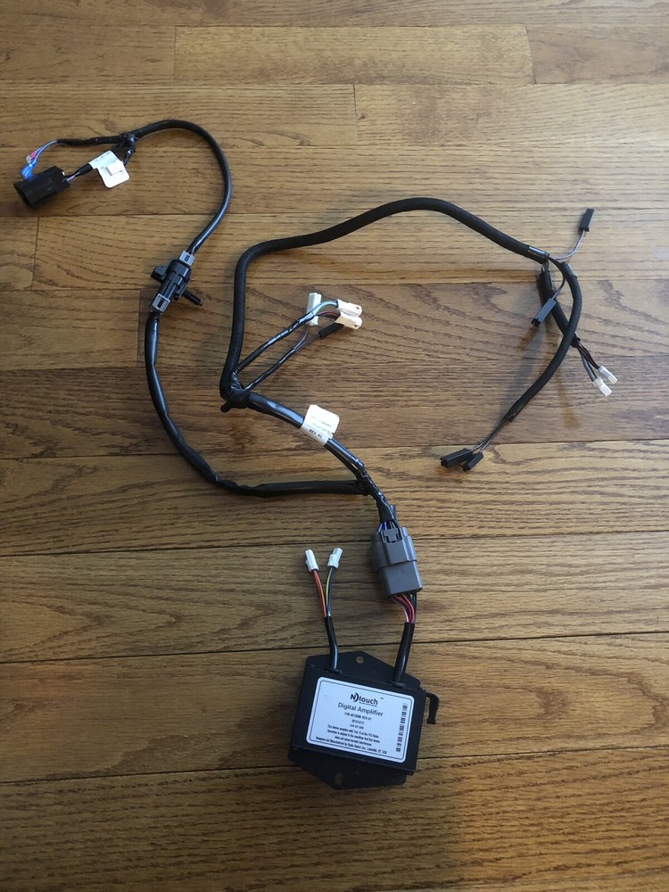 Victory Cross Roads Fairing Audio Amp