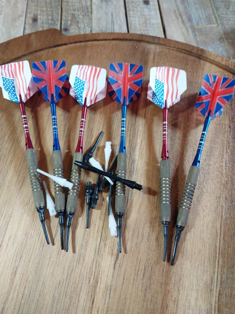 American & British Darts that are Vinage with Plastic tips