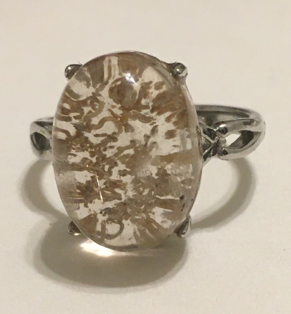 garden quartz ring adjustable to size 7,8 & 9