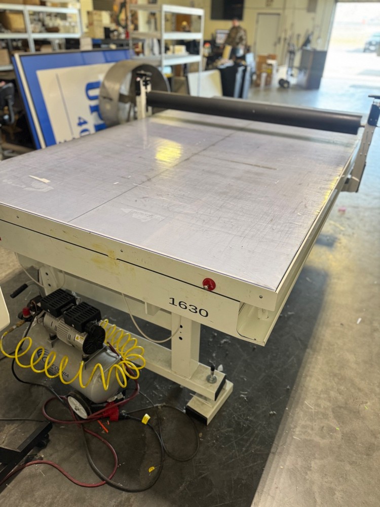 CWT 1630 Cut Work Table 9’10” x 5’3″ with Pressure Roller