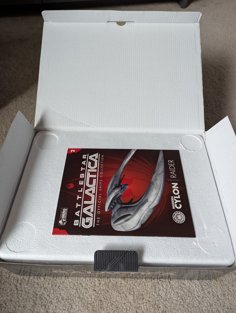 Battlestar Galactica Modern Cyclone Eaglemoss Collector's Model