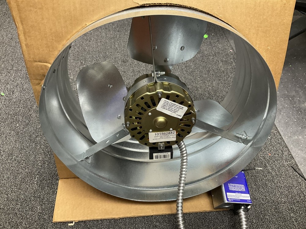 Master Flow Vents 1540 CFM Power Gable Mount Vent in Mill Silver PG2