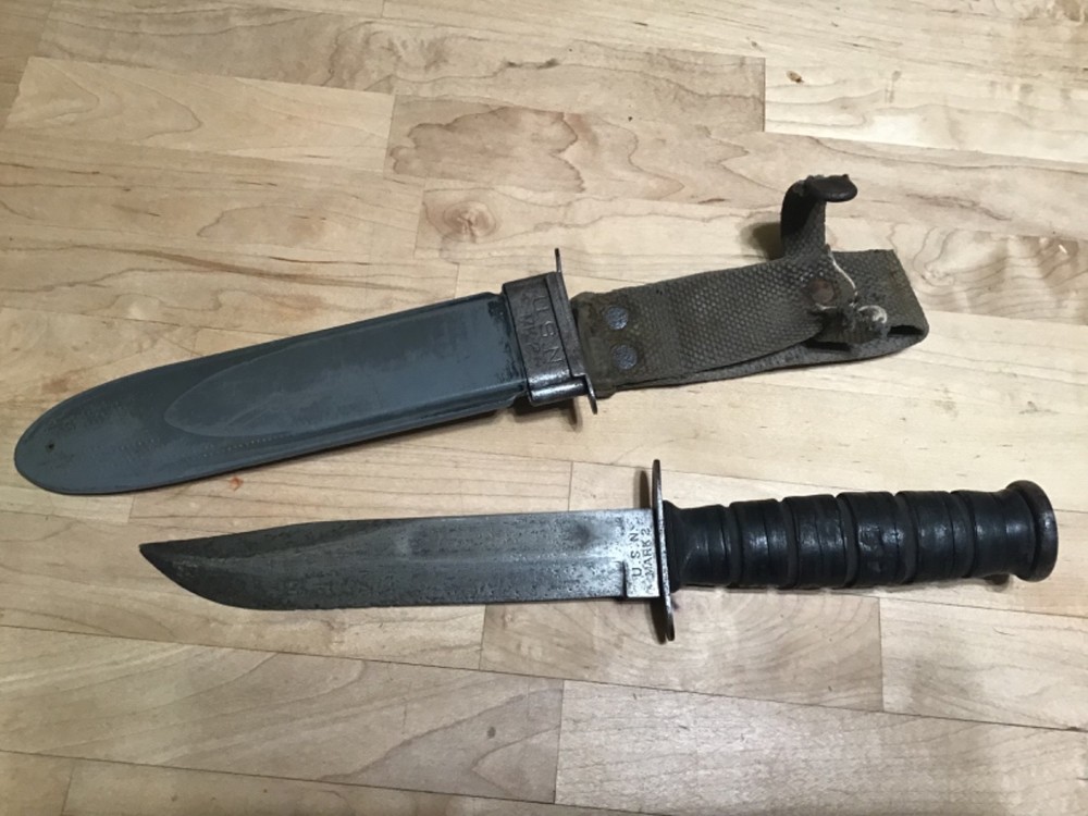 Vintage Camillus USN MK2 Fixed Blade Combat Knife