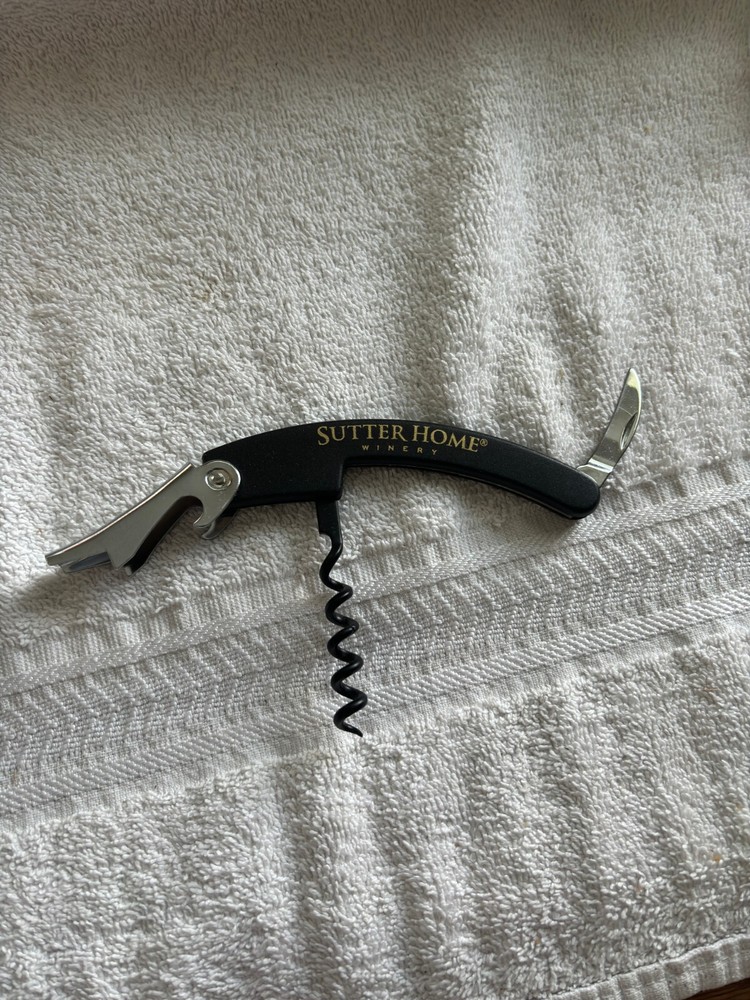 SUTTER HOME WINERY BOTTLE OPENER NEW