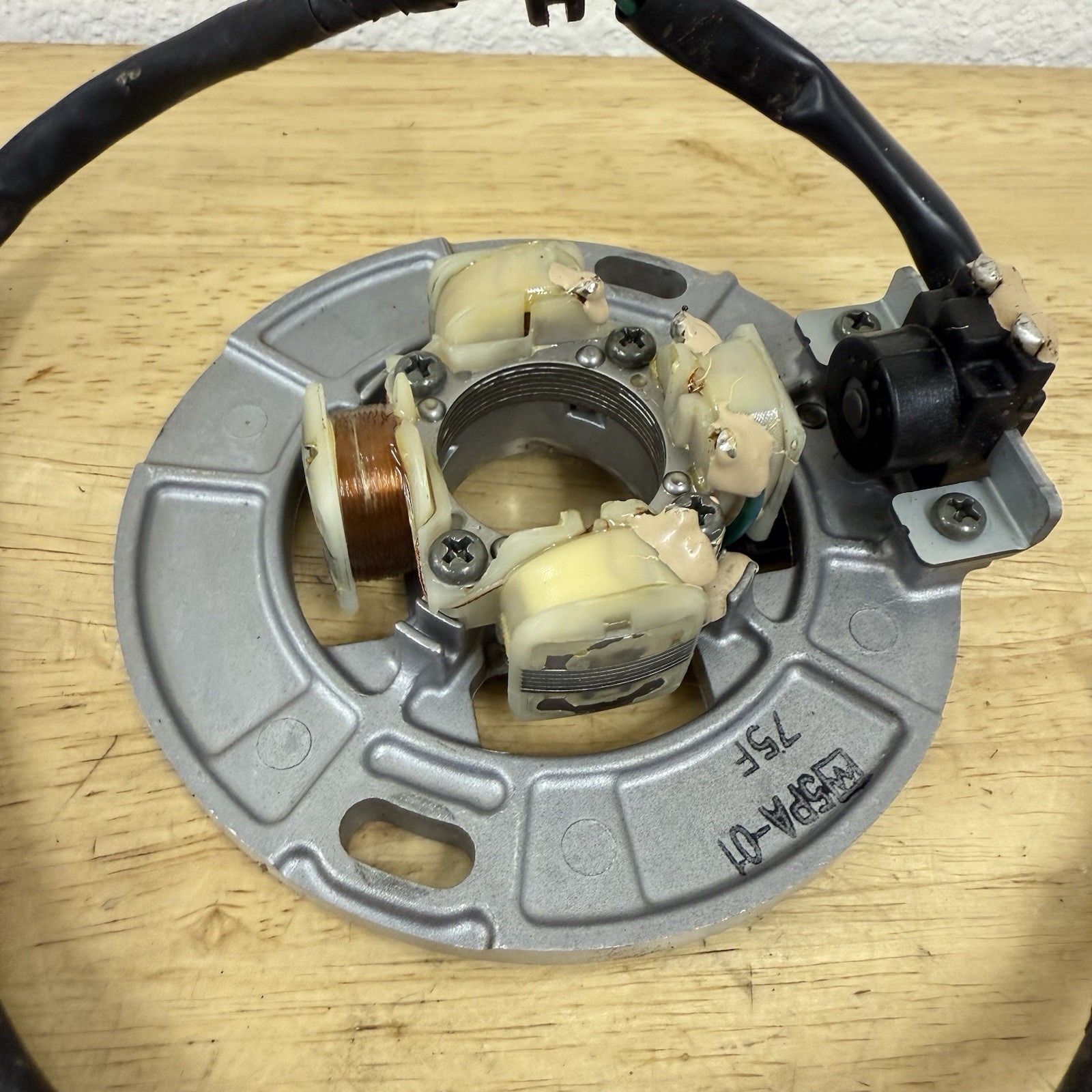 2008 Yamaha YZ85 YZ 85 OEM Stator Magneto Generator (02-18) #91