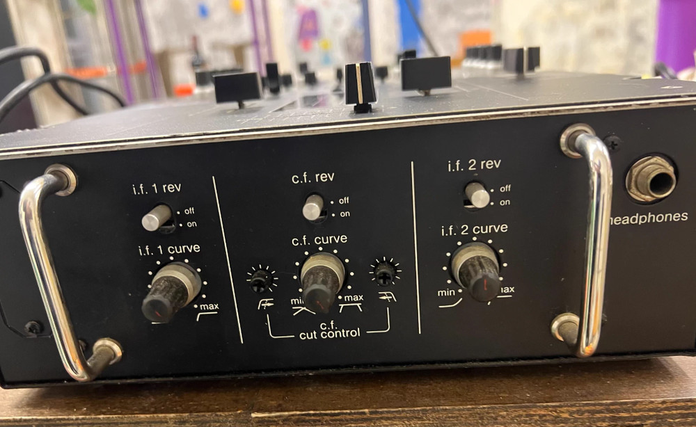 1pcs Vestax PMC-08 Pro Mixing Console