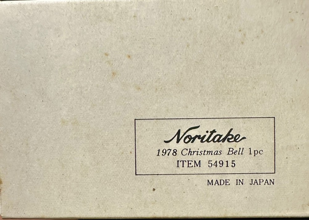 NORITAKE BONE CHINA-VINTAGE 7TH EDITION 1978 CHRISTMAS BELL IN PRESENTATION BOX