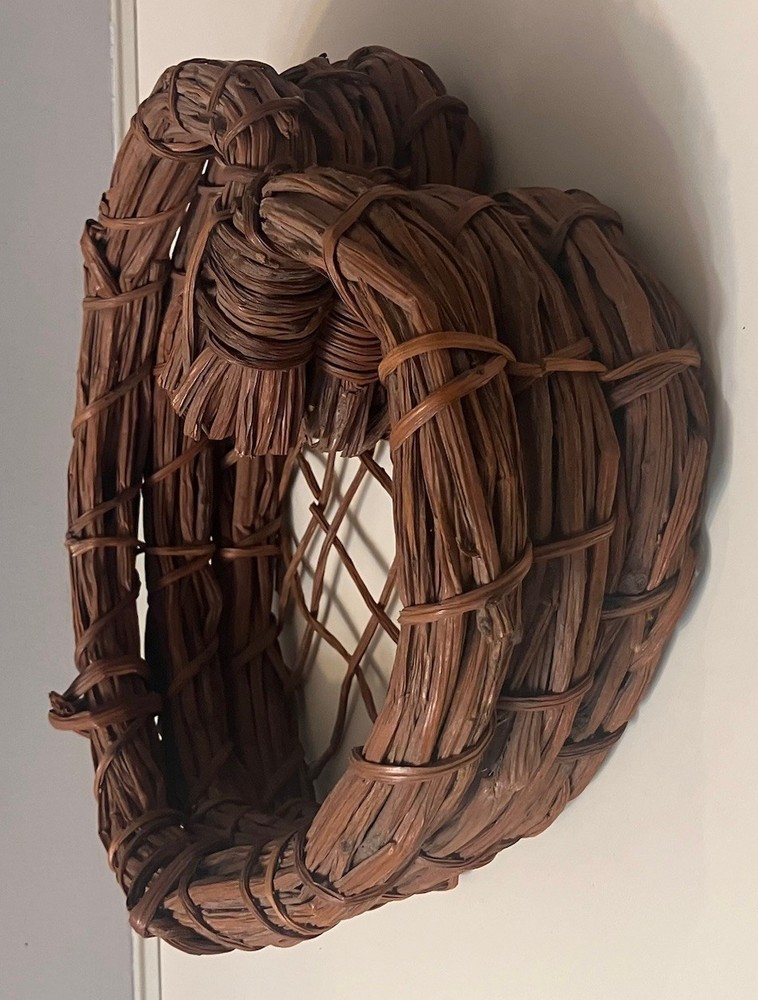 Rustic Heart Grapevine Wall Basket 10” Farmhouse Decor