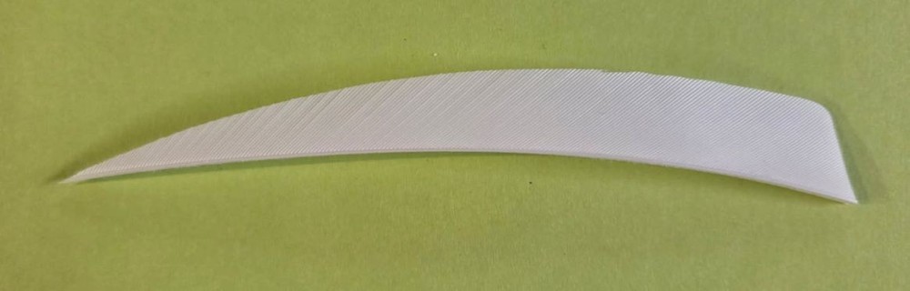 Trueflight Feathers "5" Shield LW or RW Dozen or 50 Count