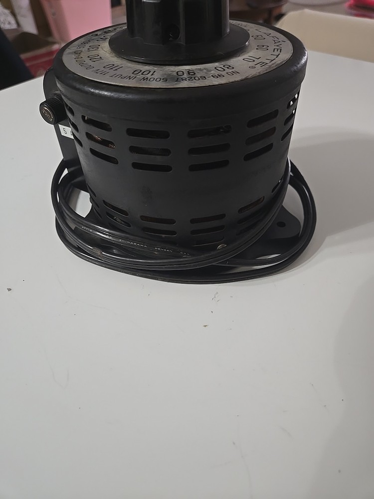 LRE LAFAYETTE vintage 500 W Variable Voltage Control Input 117v~Output 0~140v