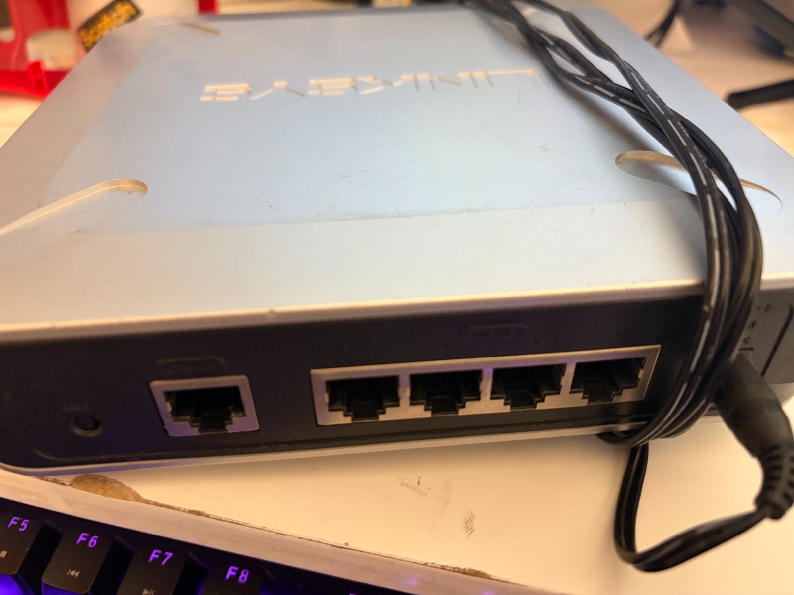 Linksys RVS4000 Gigabit Security Router w/VPN - w Power Adapter