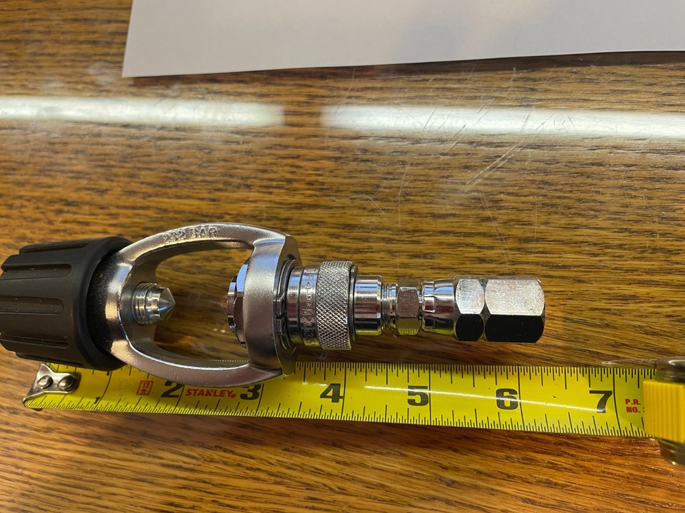SCUBA VALVE