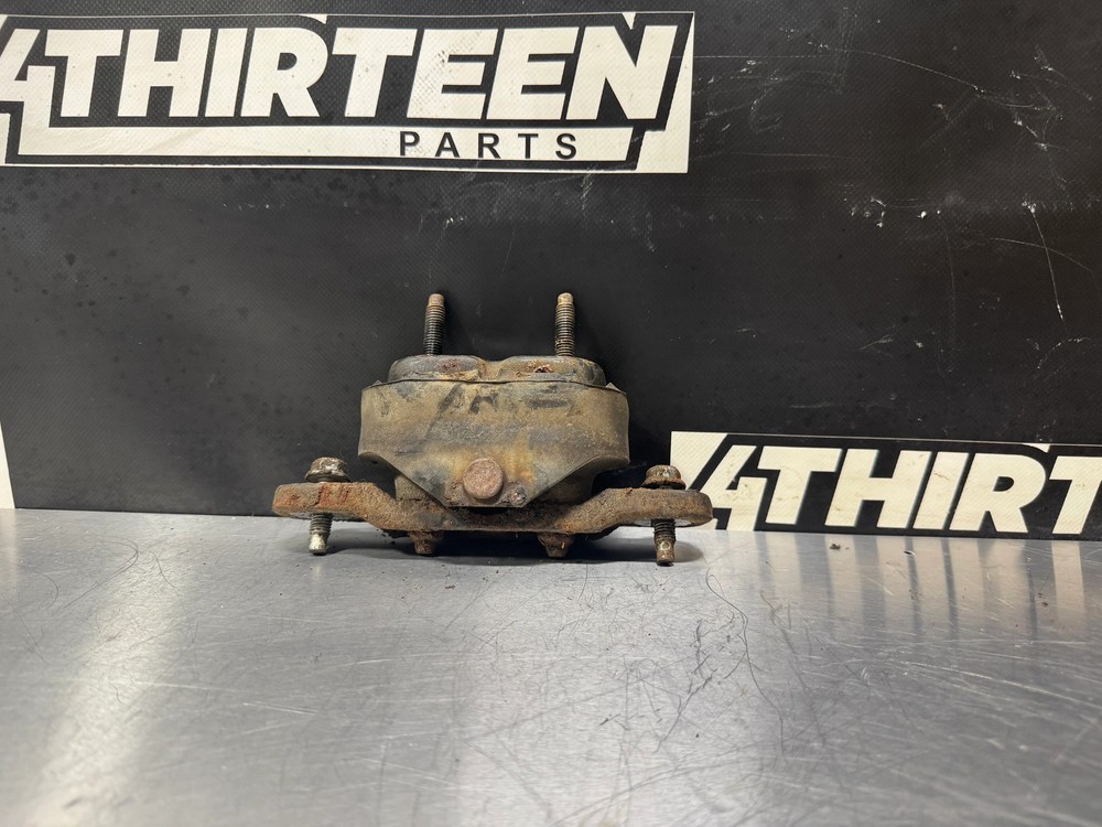 97-04 C5 CORVETTE DIFFERENTIAL MOUNT OEM #L322