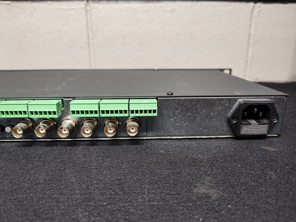 Kramer VM-1411 1:10 Video/Audio Distributor