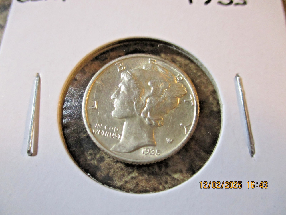 1935 MERCURY SILVER DIME GEM BB