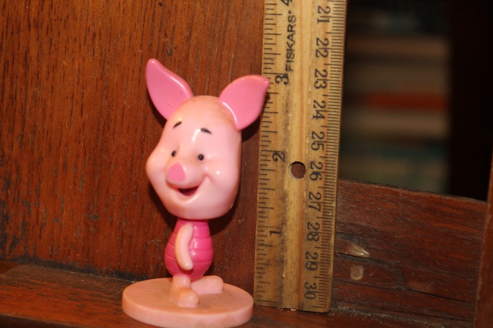 Walt Disney Bobblehead Piglet