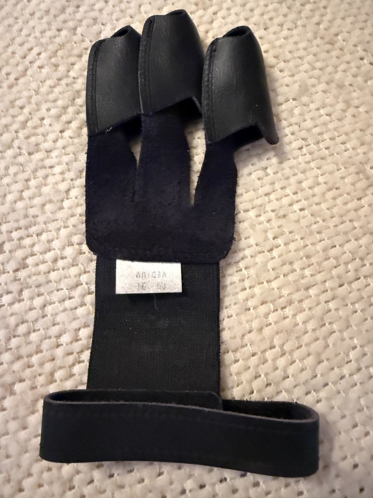 Medium Archery Finger Tabs