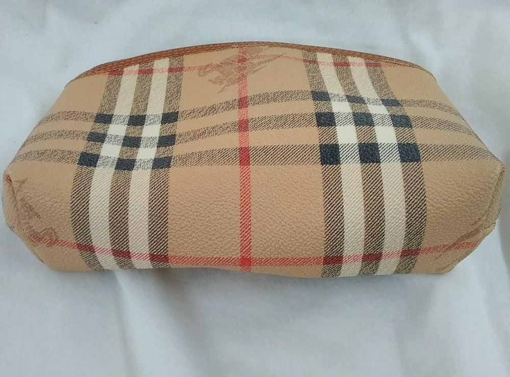 Burberrys Nova Check Eclair Vintage Pouch