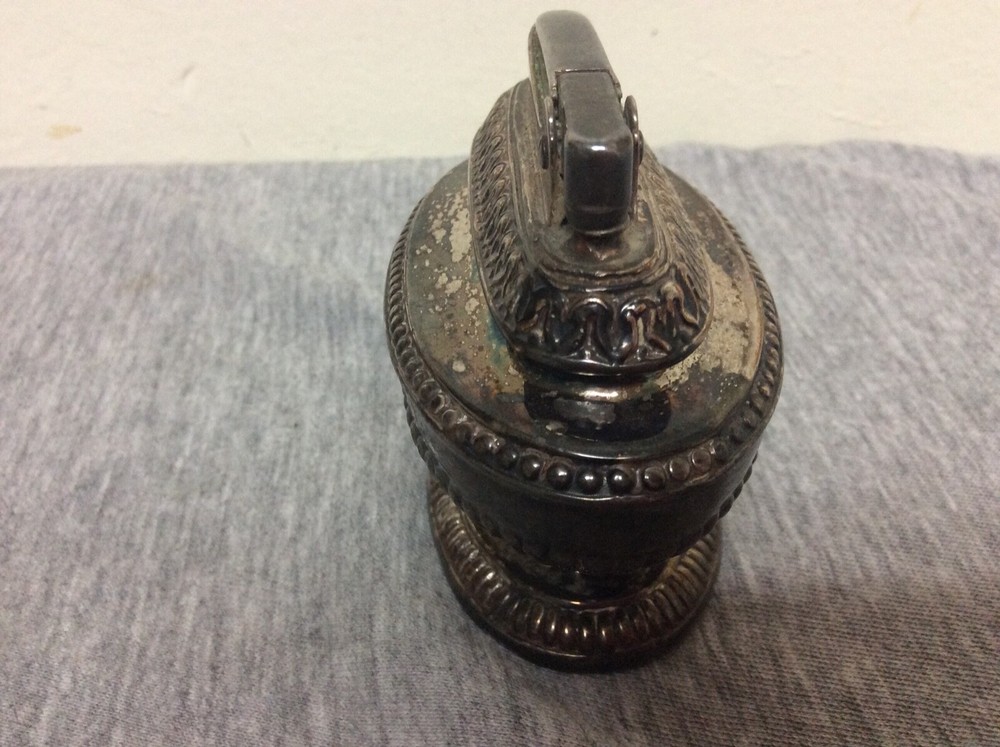 Vintage Ronson Crown Silverplated Tabletop Cigarette Lighter