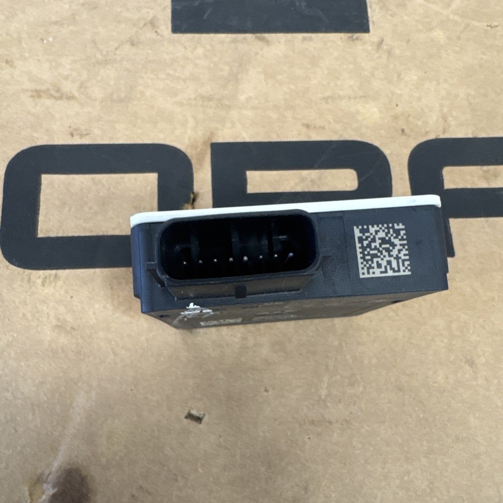 Genuine Mopar Blind Spot Detection Module 68658290AA