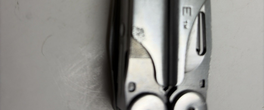 LEATHERMAN WAVE MULTITOOL Used with some light wear