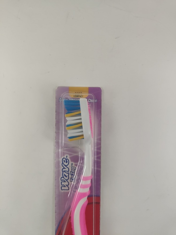 Colgate Wave Zig Zag Medium Bristles Full Head Toothbrush Deep Interdental Clean