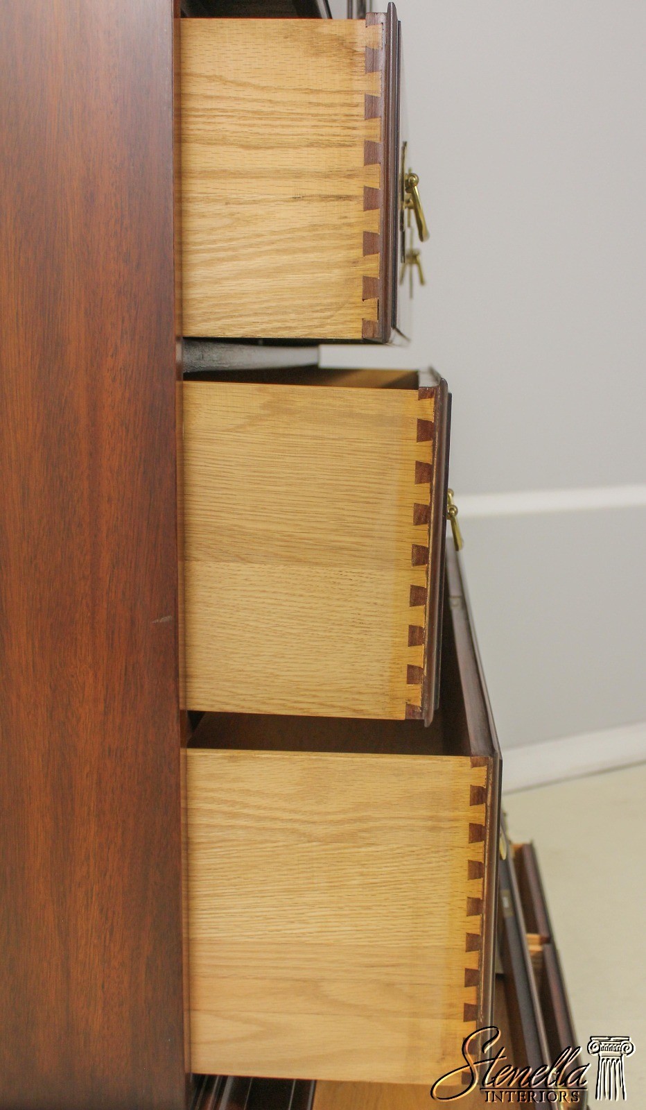 LF58143: HENKEL HARRIS 3 Part Queen Anne Mahogany Highboy