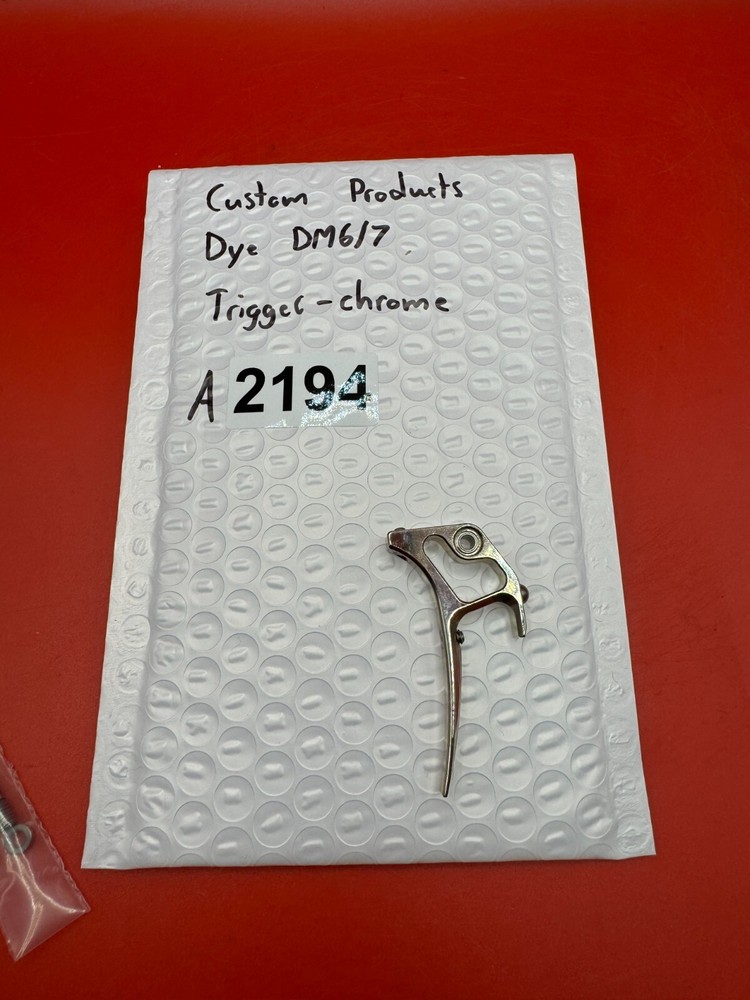 Custom products Dye DM6/7 Trigger-Chrome