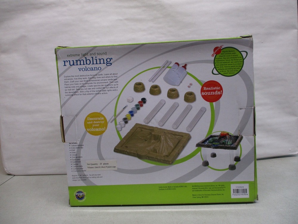 Discovery Kids Rumbling Volcano