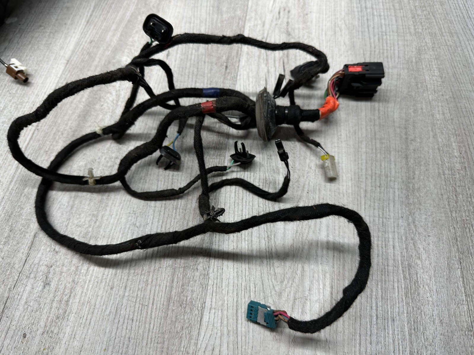 2015-2020 FORD F-150 Side View Door Mirror Camera W/ Trim Piece Left LH OE ((J))