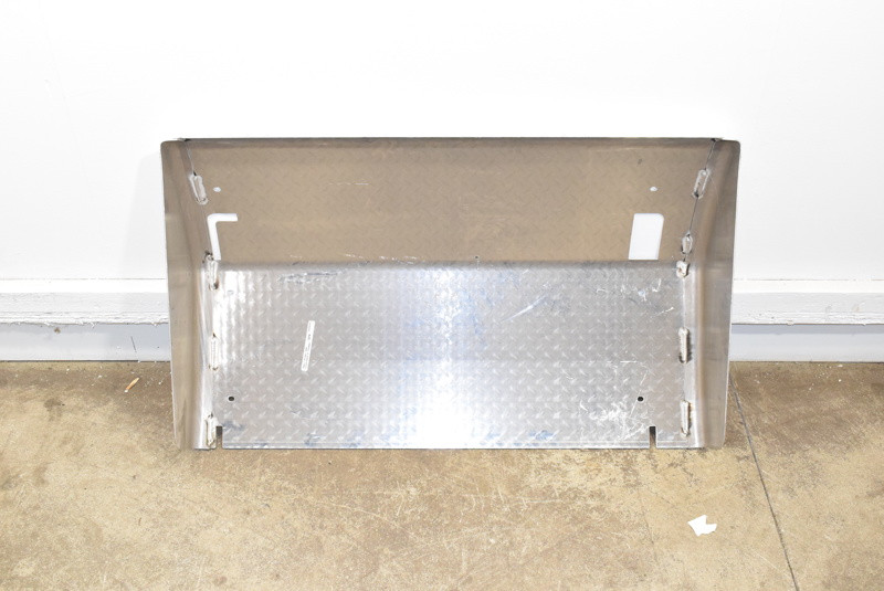 Freightliner Cascadia Battery Box Cover A06-75749-030 (683-10190)