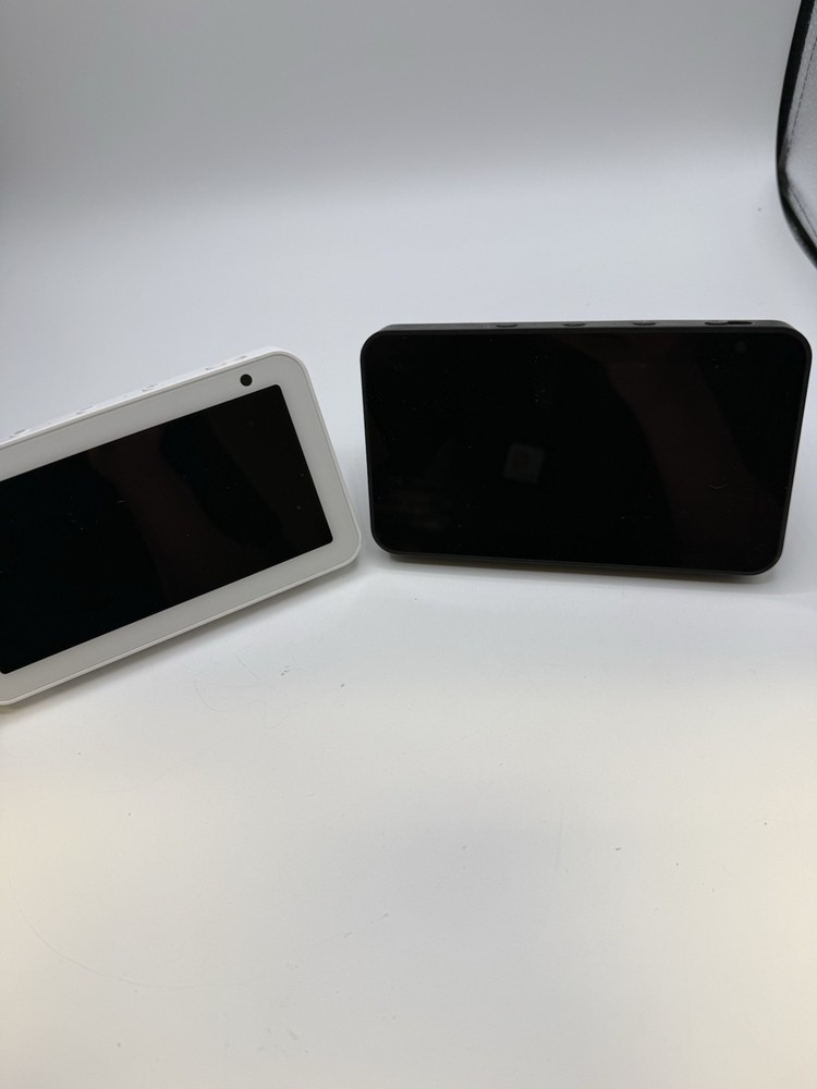 Amazon Echo Show 5 1st Generation Smart Display Speaker White And Black
