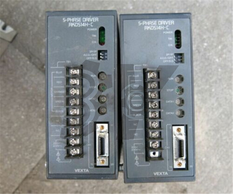 Used 1PC VEXTA 5-PHASE DRIVER RKD514H-C