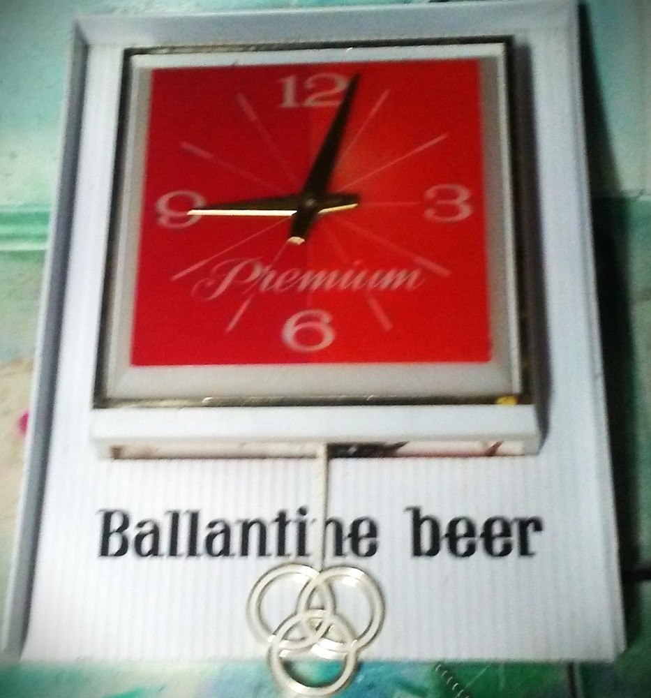 1967 BALLANTINE BEER WALL CLOCK LIGHTED SIGN & RUNNING